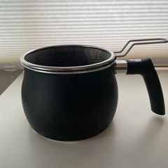 ニトリ マルチポット ザル付きの画像