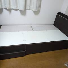 ニトリのシングルベッド(コンセント・収納付き) 譲ります