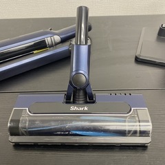 ご来店限定】＊Shark コードレスクリーナー ＊0304-13