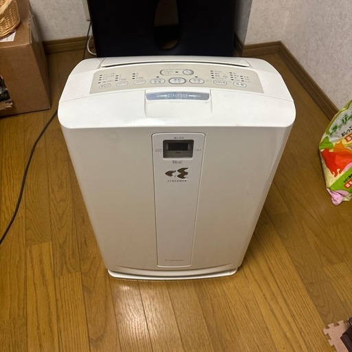 DAIKEN　STREAMER　空気清浄機