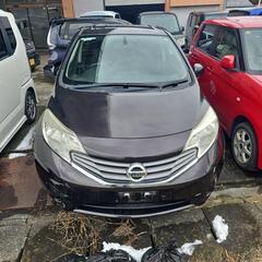 日産ノート。  平成25年 78000km車検 令和8年5月