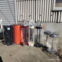 新品　灰皿スタンド　各1000円