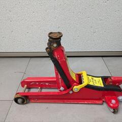 フロアジャッキ