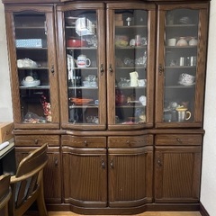 アンティーク　食器棚