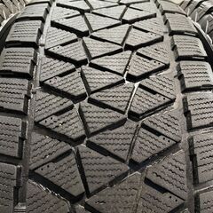 BS BRIDGESTONE BLIZZAK DM-V2 275/65R17 17インチ スタッドレス 4本 20年製 ランクル100 ランクル200等　(MTW303)クレジットカード QRコード決済可能の画像