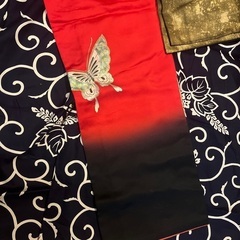 中古品　赤振袖の画像