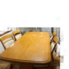 【元値20万】机・椅子4つセット