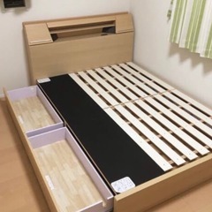 ダブルベッド