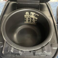 リサイクルショップどりーむ天保山店　No1146　炊飯器　アイリスオーヤマ　２０１８年製　３合炊き　新生活に♬の画像