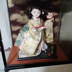 可愛いお顔の日本人形です