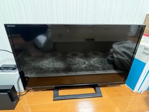 東芝　REGZA 24インチテレビ