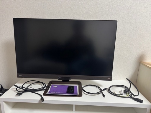 ベンキュージャパン BenQ EW3280U 4K エンターテインメントモニター (32インチ/4K/IPS/DisplayHDR400/HDRi/2.1ch treVoloスピーカー/リモコン付属/HDMI/DP/USB Type-C(60W給電)