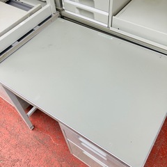 残り1台！ 中古 事務机 デスク OAデスク スチールデスク   の画像