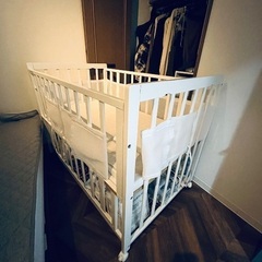 ベビーベッド