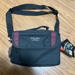 黒いバッグ