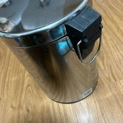 【ワンコイン】ステンレス製ペダルペール5Lの画像