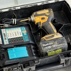 A414◇マキタ◇インパクトドライバ◇18V◇打撃調整◇充電器付...