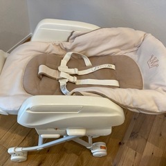 コンビ　ハイローチェア