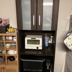 食器棚（ニトリ製）：ダークブラウン、高さ約182cm、幅約60c...