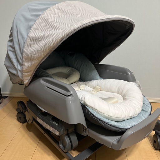 【取引予定者決定済み】コンビ ホワイトレーベル ネムリラ AUTO SWING BEDi Long スリープシェル EG