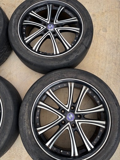 Warwic18インチアルミホイール(225/50R18)要タイヤ交換につき現状渡し！
