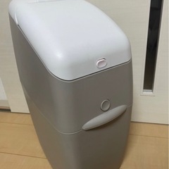 アップリカ　ニオイポイ　ゴミ箱　オムツ　富山市砺波市