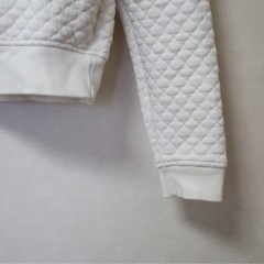 UNIQLOキルト生地ニットの画像