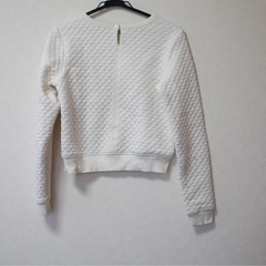 UNIQLOキルト生地ニットの画像