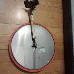 カーブミラーの画像