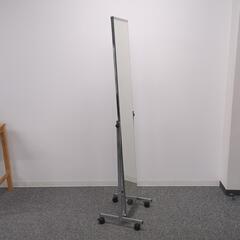スタンドミラーの画像