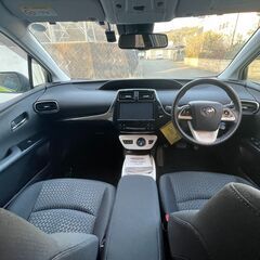 50プリウス A 黄色 カラーNo.6W7 走行距離約42,000キロ 車検残なし 初度登録 平成28年2月の画像
