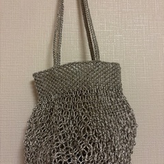 メタリッククロッシェバッグの画像