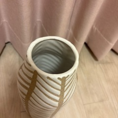 磁器フラワーベース　ヘリンボーン柄の画像
