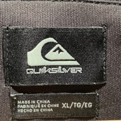 【断捨離】　QUIKSILVER クイックシルバー　ブラック　パーカー　トレーナー　ヴィンテージの画像