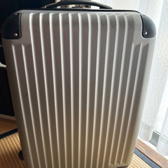 キャリーケースの画像