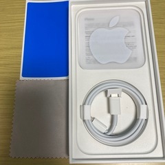 美品　iPhone 14  PRO 箱あり　充電コードありの画像