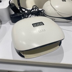 ネイル　LED/UVライト　数種類有