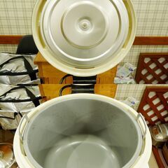 【売約済✨️ありがとうございます?︎】ZOJIRUSHI 象印 電子保温ジャー 3.3升 業務用 ステンレス THS-C60A型