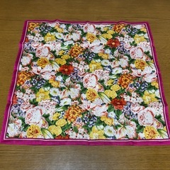 【新品未使用】ハンカチ KENZO 花柄の画像
