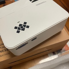 コンパクト　プロジェクターの画像
