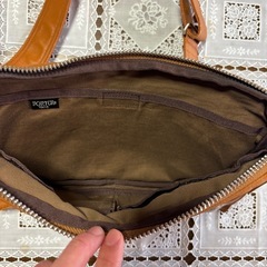 PORTER ブラウンレザー フラットバッグの画像