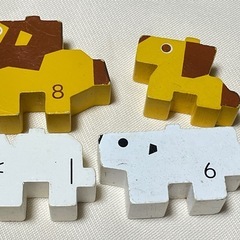 【中古】アニマル積み木★一部数字あり★傷ありの画像