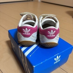 条件付き0円‼️adidas14cmスニーカー👟の画像