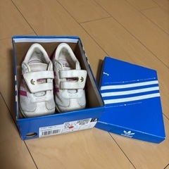 条件付き0円‼️adidas14cmスニーカー👟の画像