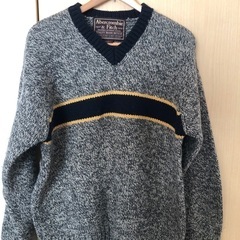 アバクロンビー&フィッチ　アバクロ　メンズ　セーター　の画像