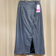 タグ付き　サイズM フェイクレザー　スカート