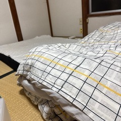 布団&マットレス　8日朝8時~11時に受け取りできる方のみ
