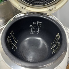 炊飯器の画像