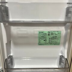 中古 三菱ノンフロン冷凍冷蔵庫　146リットル　２０２０年製の画像