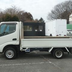 H.18(2006)年 トヨタ トヨエース 1.5t平ロングAT ホワイト 走行159,000km  ナビ　ETC　集中ドアロック　エアバック　エアコン　パワステ　パワーウィンドウ　集中ドアロック　ワンセグTV　CD　バックカメラ　車検7年9月　　17183の画像